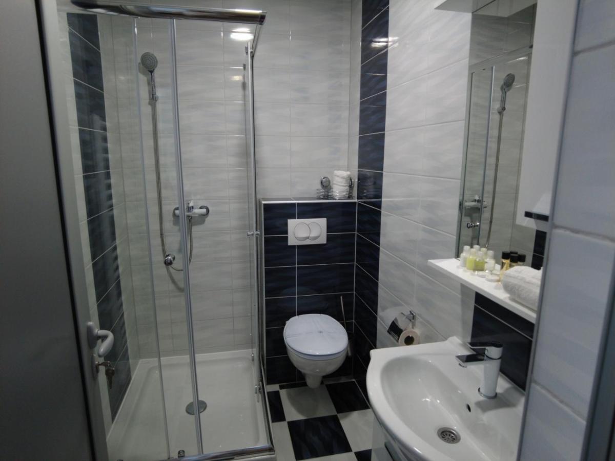 צאזין Motel Aladin מראה חיצוני תמונה