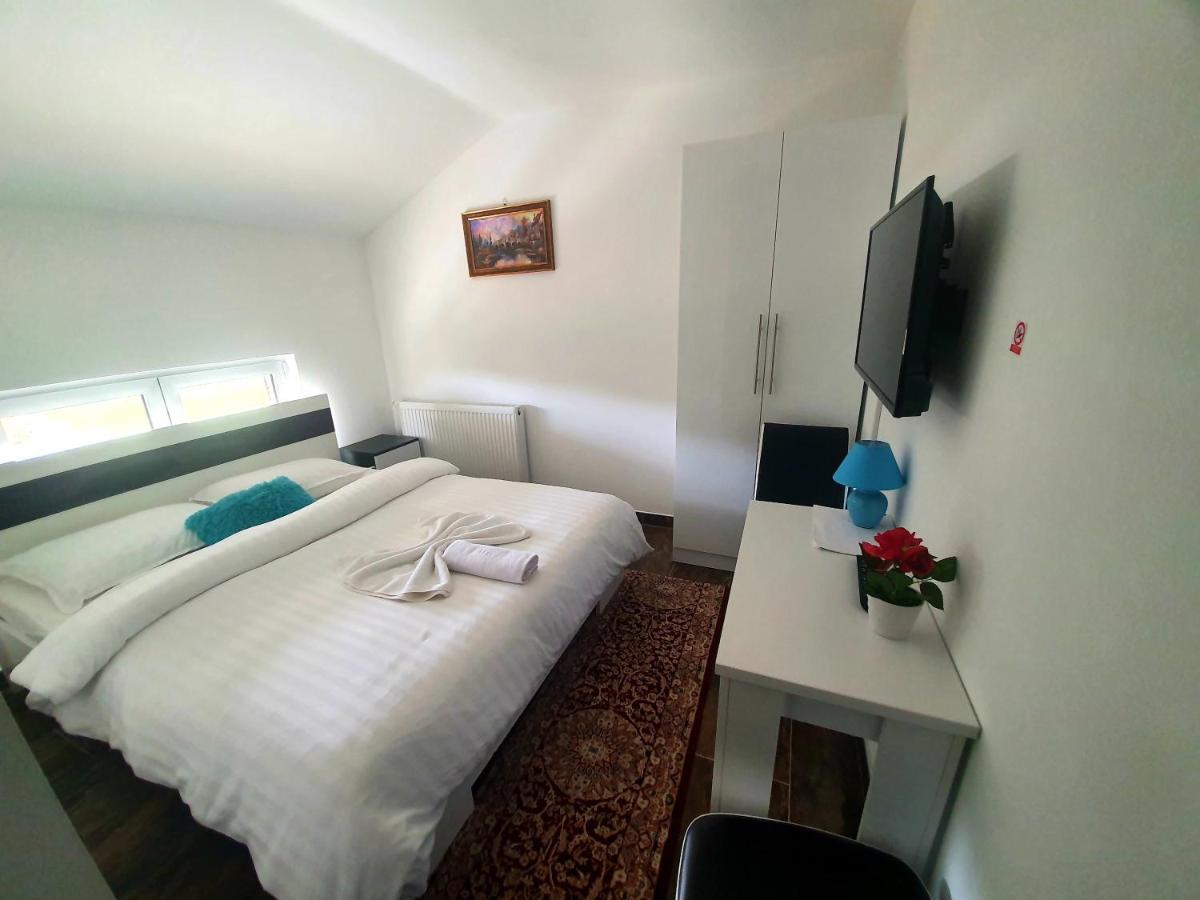 צאזין Motel Aladin מראה חיצוני תמונה